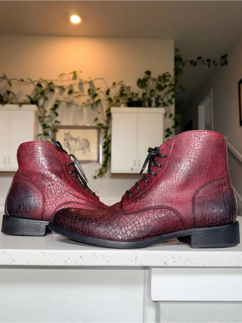 Robert Graham Men's Burgundy Textured Chukka Boots